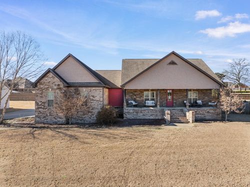 120 Creekside Dr, Tuscumbia, AL, 35674-3702 | Card Image