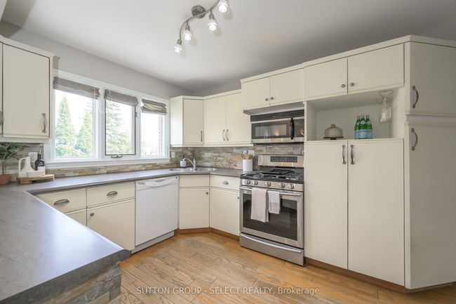 283 Lewis Ave, House other with 4 bedrooms, 2 bathrooms and 2 parking in Lucan ON | Image 13
