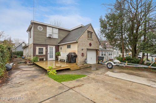 36 Gladney Ave, Toms River, NJ, 08753-7016 | Card Image