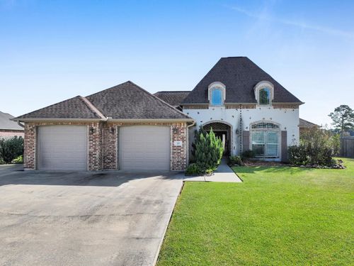 285 Stephanie Dr, Orange, TX, 77630-2461 | Card Image