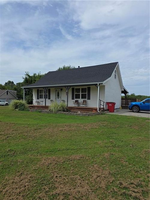 410 N Carrico Dr, Lone Jack, MO, 64070-9553 | Card Image