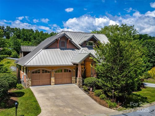 20 Narrows Run Loop, Hendersonville, NC, 28791-2835 | Card Image