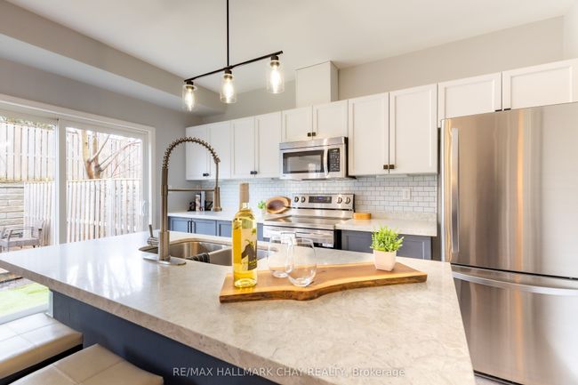 36 - 175 Stanley St, House attached with 3 bedrooms, 3 bathrooms and 1 parking in Barrie ON | Image 13