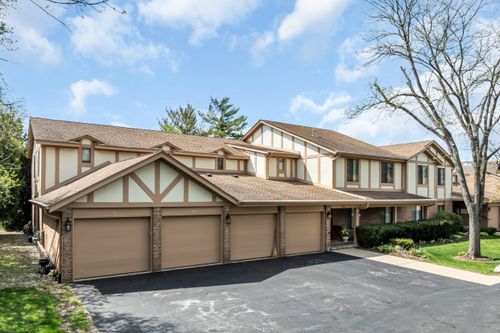 709 S Lake Shore Dr, Lake Geneva, WI, 53137 | Card Image