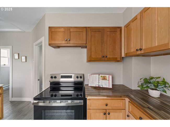 Kitchen | Image 10