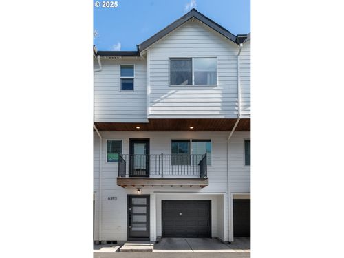 6393 E Burnside St, Portland, OR, 97215-1351 | Card Image