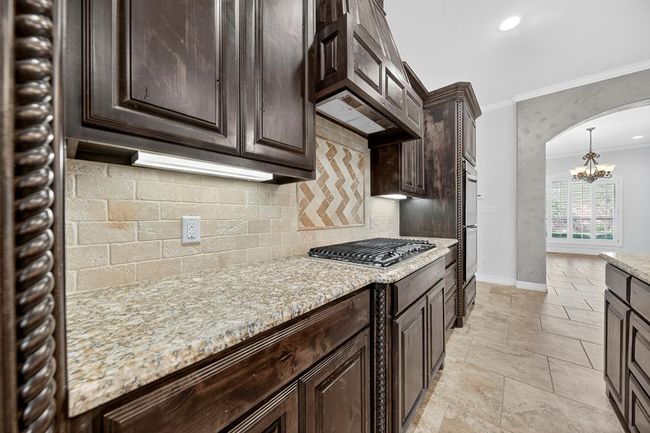 6711 Mosswood Dr, House other with 5 bedrooms, 3 bathrooms and 3 parking in Midland TX | Image 25