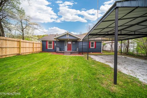 1121 Forsythe St, Knoxville, TN, 37917-3013 | Card Image