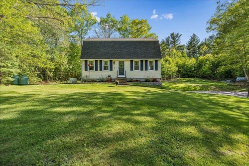 14 Maplewood Dr, Londonderry, NH, 03053-3908 | Card Image