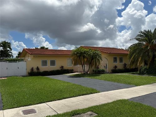 1731 Sw 103rd Ave, Miami, FL, 33165-7315 | Card Image