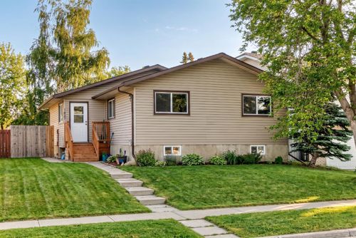 1837 Meadowbrook Dr Se, Airdrie, AB, T4A1V5 | Card Image