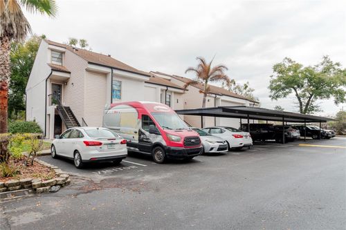 121-4835 Puritan Cir, TAMPA, FL, 33617-8352 | Card Image