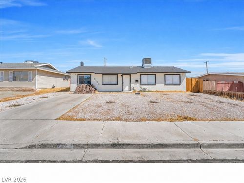 6320 Bristol Way, Las Vegas, NV, 89107-3428 | Card Image