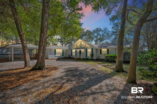 9496 Bay View Dr, Lillian, AL, 36549-5538 | Card Image
