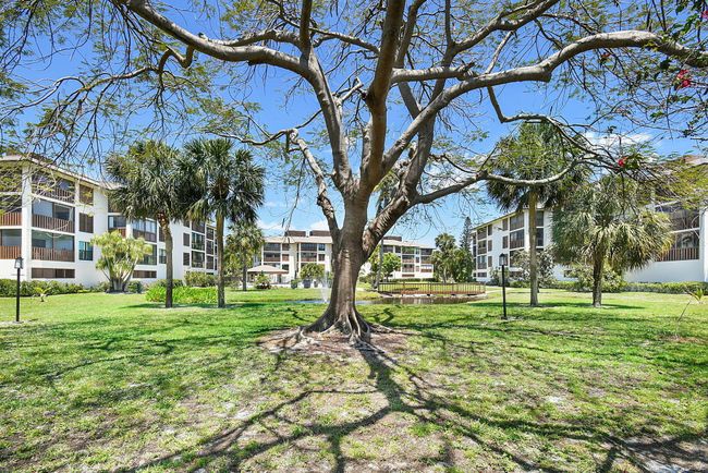 APT-201B - 162 Se Saint Lucie Blvd, Condo with 3 bedrooms, 2 bathrooms and null parking in Stuart FL | Image 26