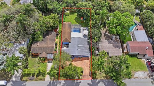 608 Sw 13th St, Fort Lauderdale, FL, 33315-1423 | Card Image