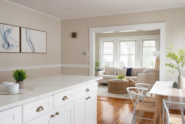 20 - 18 Winslow Rd, Home with 2 bedrooms, 2 bathrooms and 2 parking in Belmont MA | Image 5