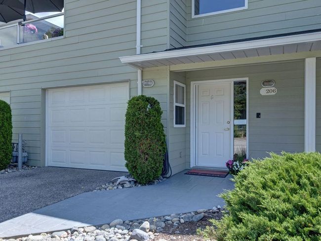 206 - 1585 Field Rd, Townhouse with 3 bedrooms, 2 bathrooms and 2 parking in Sechelt BC | Image 7