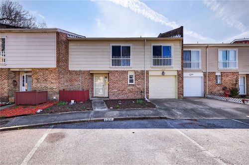 1313 Glyndon Dr, Virginia Beach, VA, 23464-4434 | Card Image