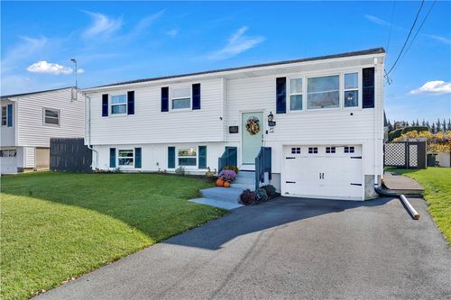 106 Stella Dr, North Providence, RI, 02911-1328 | Card Image