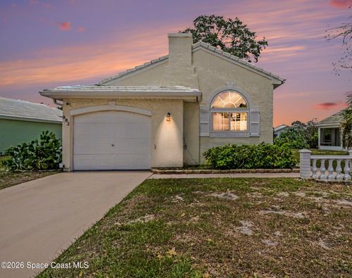 882 Wateroak Dr Ne, Palm Bay, FL, 32905-4689 | Card Image