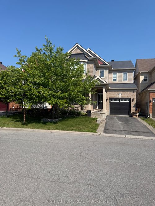 371 Vendevale Ave, Stittsville, ON, K2S0P4 | Card Image