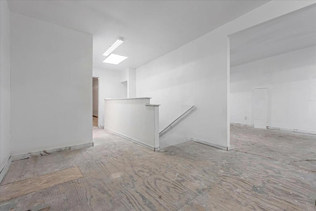 Commercial Lease in Emeryville 3