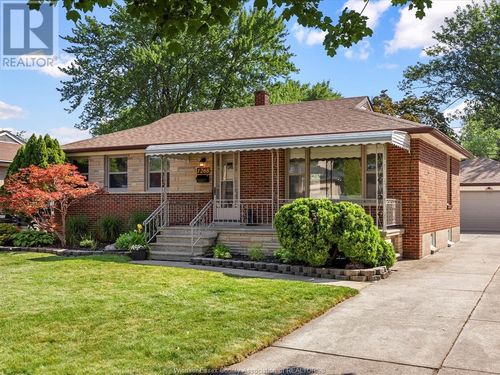 1268 Virginia Ave, Windsor, ON, N8S2Z2 | Card Image