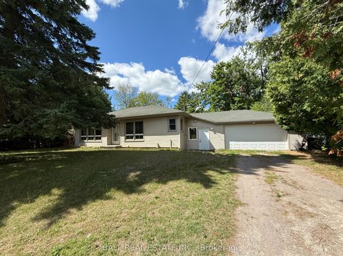 3017 Lakefield Rd, Lakefield, ON, K0L2H0 | Card Image