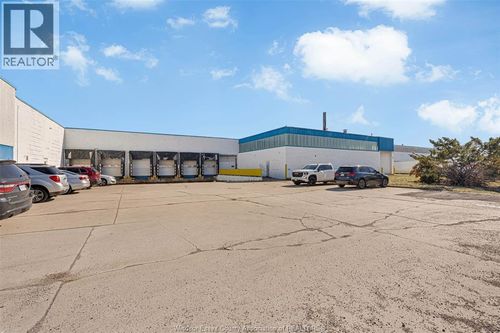 a-3324 Marentette Ave, Windsor, ON, N8X4G4 | Card Image