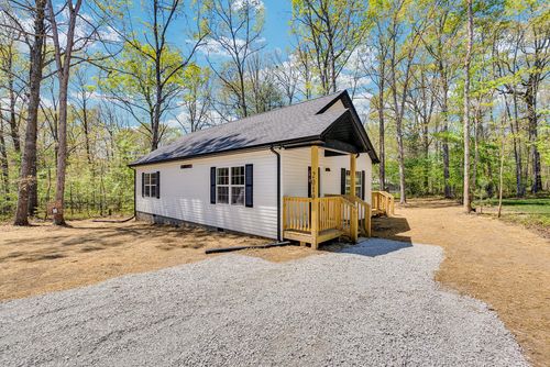 2010 Alapattah Cir, Crossville, TN, 38572-6530 | Card Image