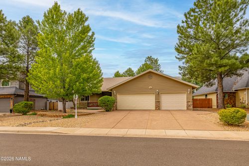 740 N Fox Hill Rd, Flagstaff, AZ, 86004-5822 | Card Image