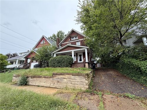 897 Polk Ave, Akron, OH, 44314-2874 | Card Image