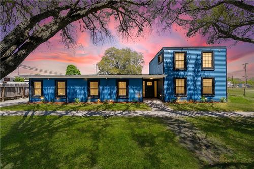 9918 Leopard St, Corpus Christi, TX, 78410-1614 | Card Image