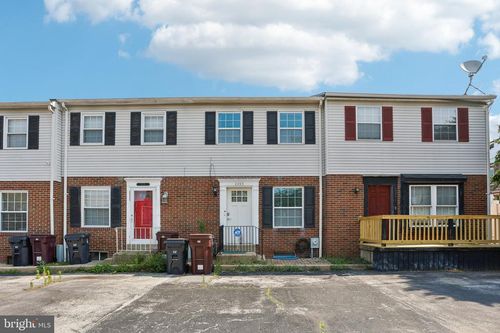 2203 Pyle St, WILMINGTON, DE, 19805-3334 | Card Image