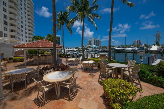APT-404 - 1 Las Olas Cir, Condo with 2 bedrooms, 2 bathrooms and null parking in Fort Lauderdale FL | Image 34