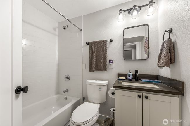 24028 6 Th Pl W, House other with 4 bedrooms, 4 bathrooms and 2 parking in Bothell WA | Image 27