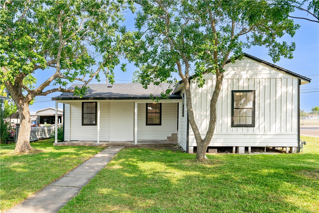 Vanderbilt Dr, Corpus Christi, TX 78415