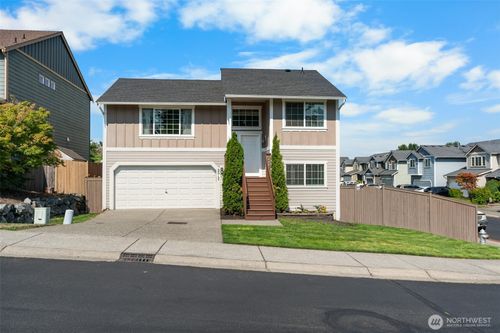 2017 201st St E, Spanaway, WA, 98387-4110 | Card Image