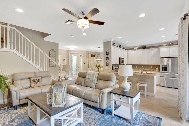 5087 Dulce Ct, Condo with 3 bedrooms, 3 bathrooms and null parking in Palm Beach Gardens FL | Image 12
