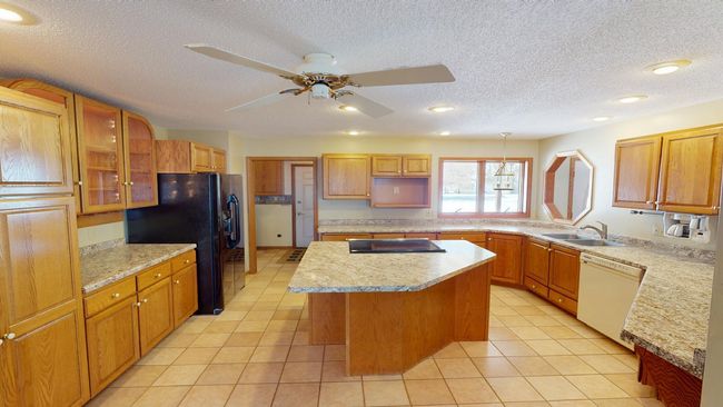 215 Girgen Dr Vermillion - Kitchen 1.jpg | Image 5