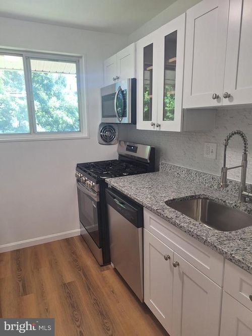 301-2825 Kalmia Lee Court, FALLS CHURCH, VA, 22042 | Card Image