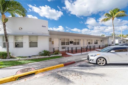 apt-4-400 81st St, Miami Beach, FL, 33141-1572 | Card Image