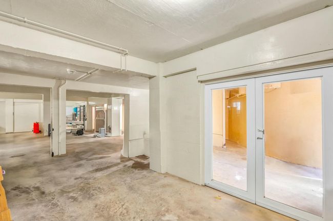 Garage | Image 54