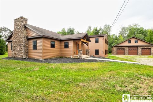 5105 W Lake Rd, Mayville, NY, 14757-9690 | Card Image