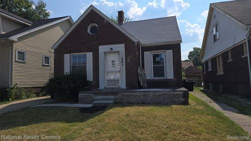 241 Eastlawn Street, Detroit, MI, 48215 | Card Image