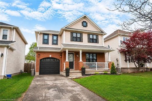 24 Lovell Cres, Brantford, ON, N3T6P3 | Card Image