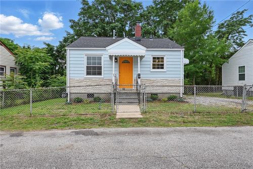 862 Apperson St, Petersburg, VA, 23803-3522 | Card Image