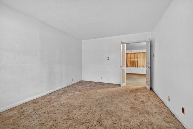 1402 Hillcrest Dr, House other with 3 bedrooms, 2 bathrooms and null parking in Sherman TX | Image 6