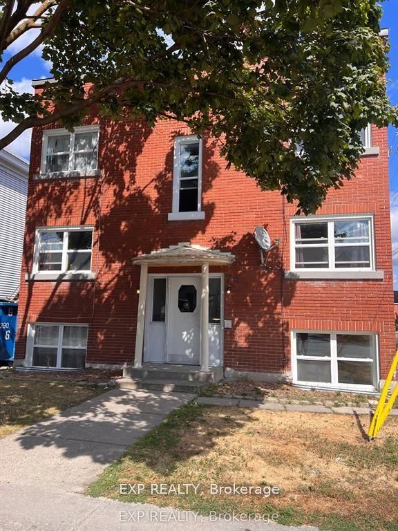 Residential Lease in Tunneys Pasture and Ottawa West